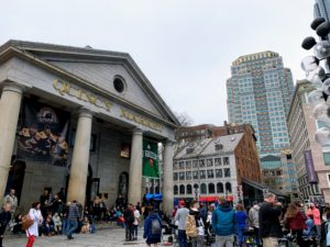 クラムチャウダーとロブスターロール ボストンチャウダー ボストン Travelholiq