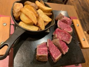 フランス名店の美味しいステーキ サクレフルール 神楽坂 東京 Travelholiq